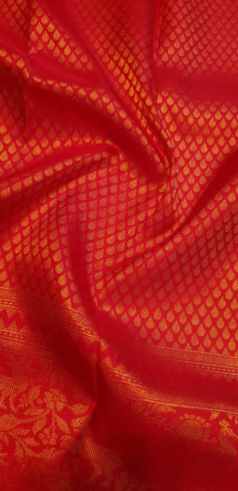 2G Pure Bridal Kanjivaram Silk Saree with chilli Red | Silkmark Certified