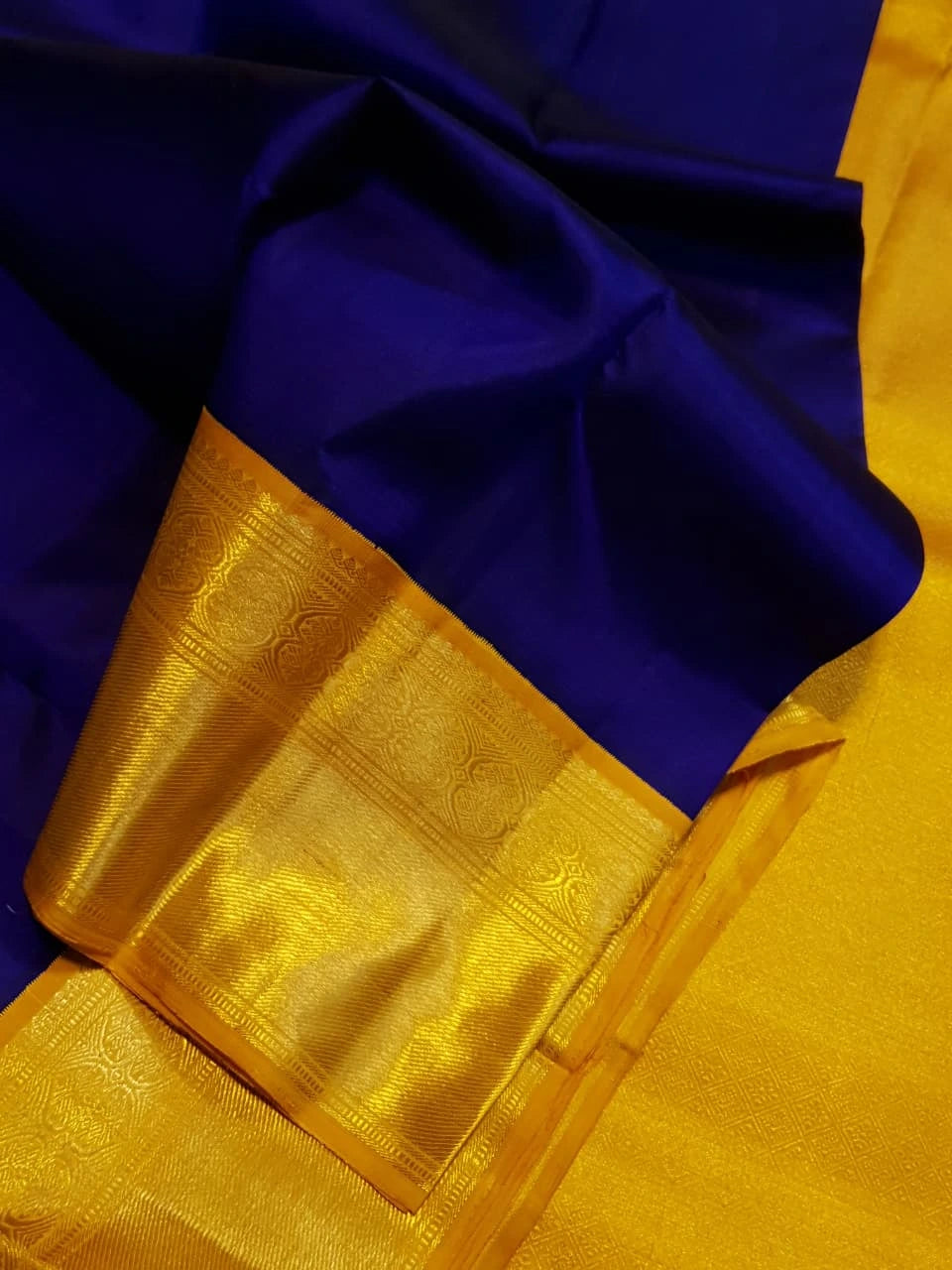 2G Pure Kanjivaram Silk Saree in Royal Blue with Rich Golden Zari Border and Traditional Zari Pallu | Silkmark Certified