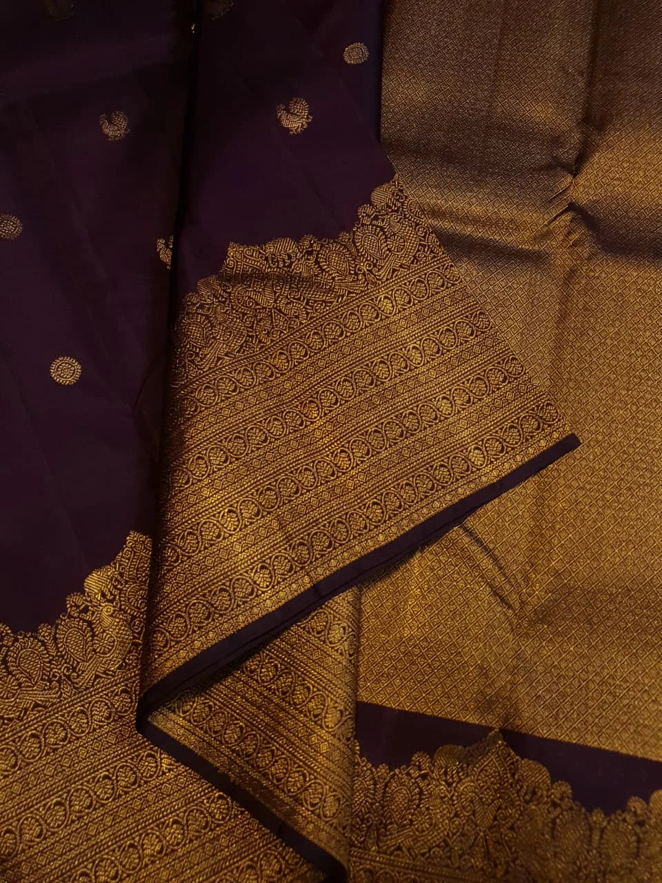 2G Pure Kanjivaram Silk Saree in Deep Wine Purple with Rich Gold Zari Floral Border & Traditional Butta | Silkmark Certified