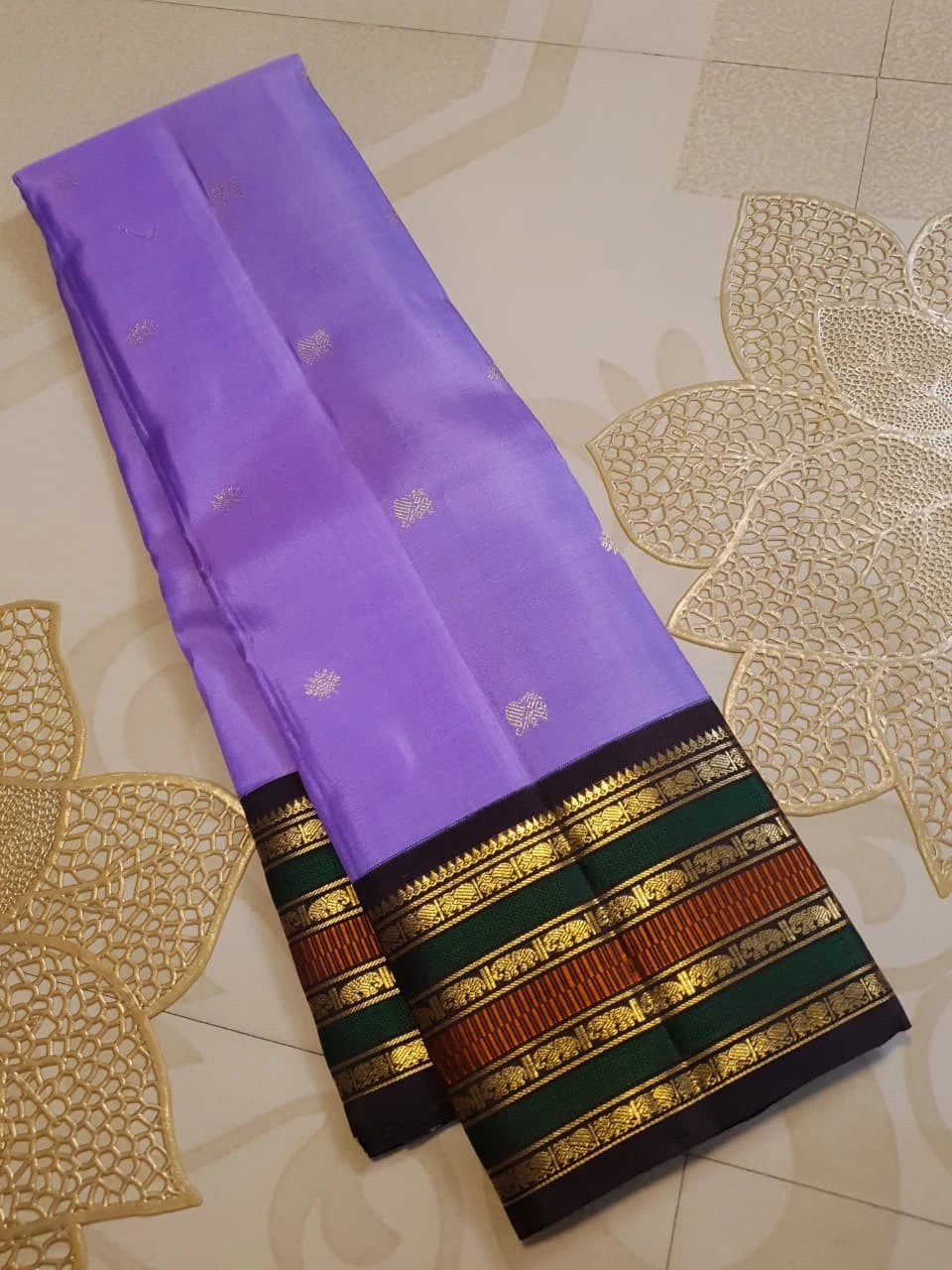 2G Pure Korvai Kanjivaram Silk Saree in Purple with Black & Gold Zari Elephant Border & Peacock Butta | Prahla Silks