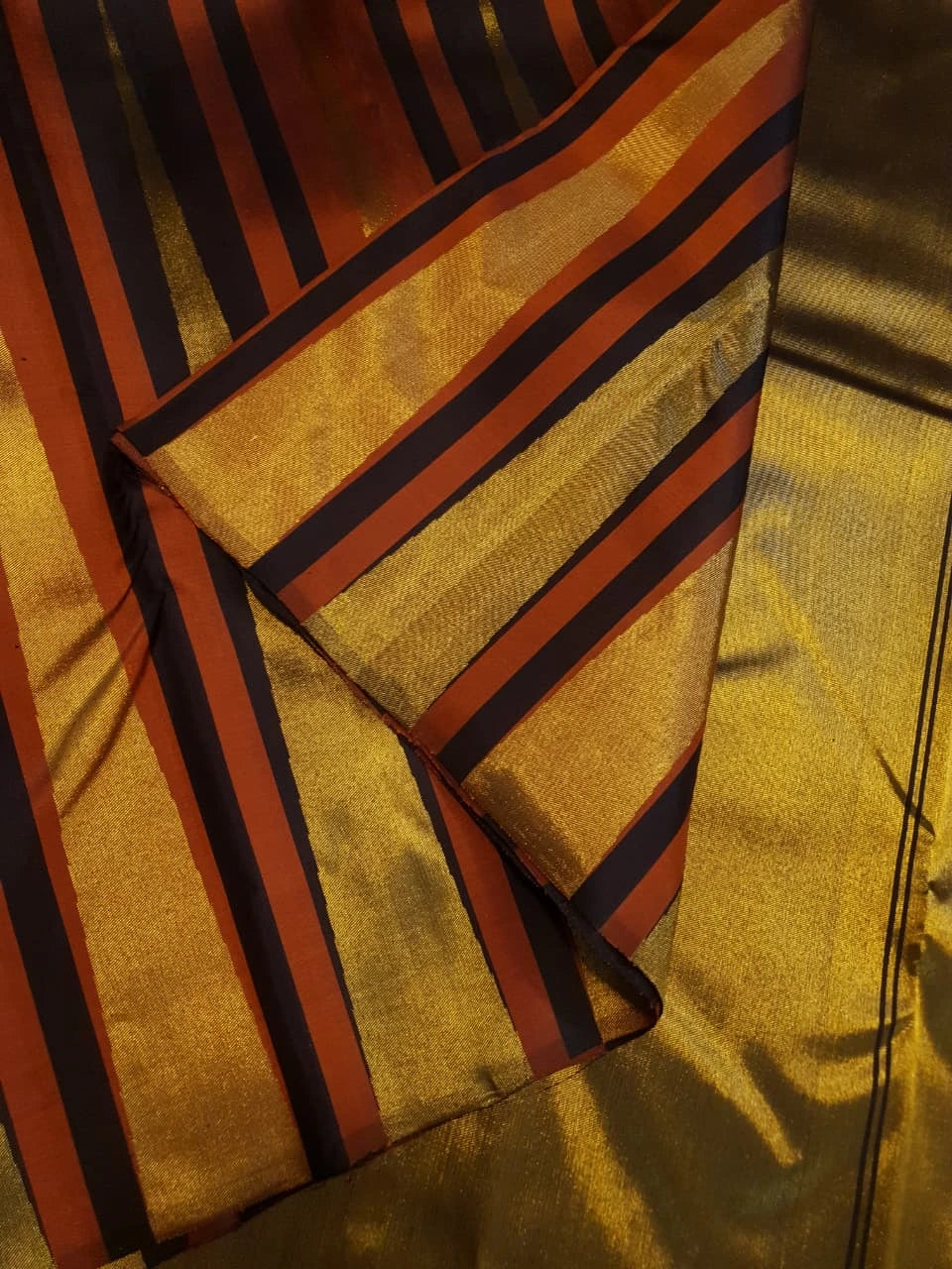 2G Pure Kanjivaram Silk Saree in Rust Orange & Brown | Golden Zari