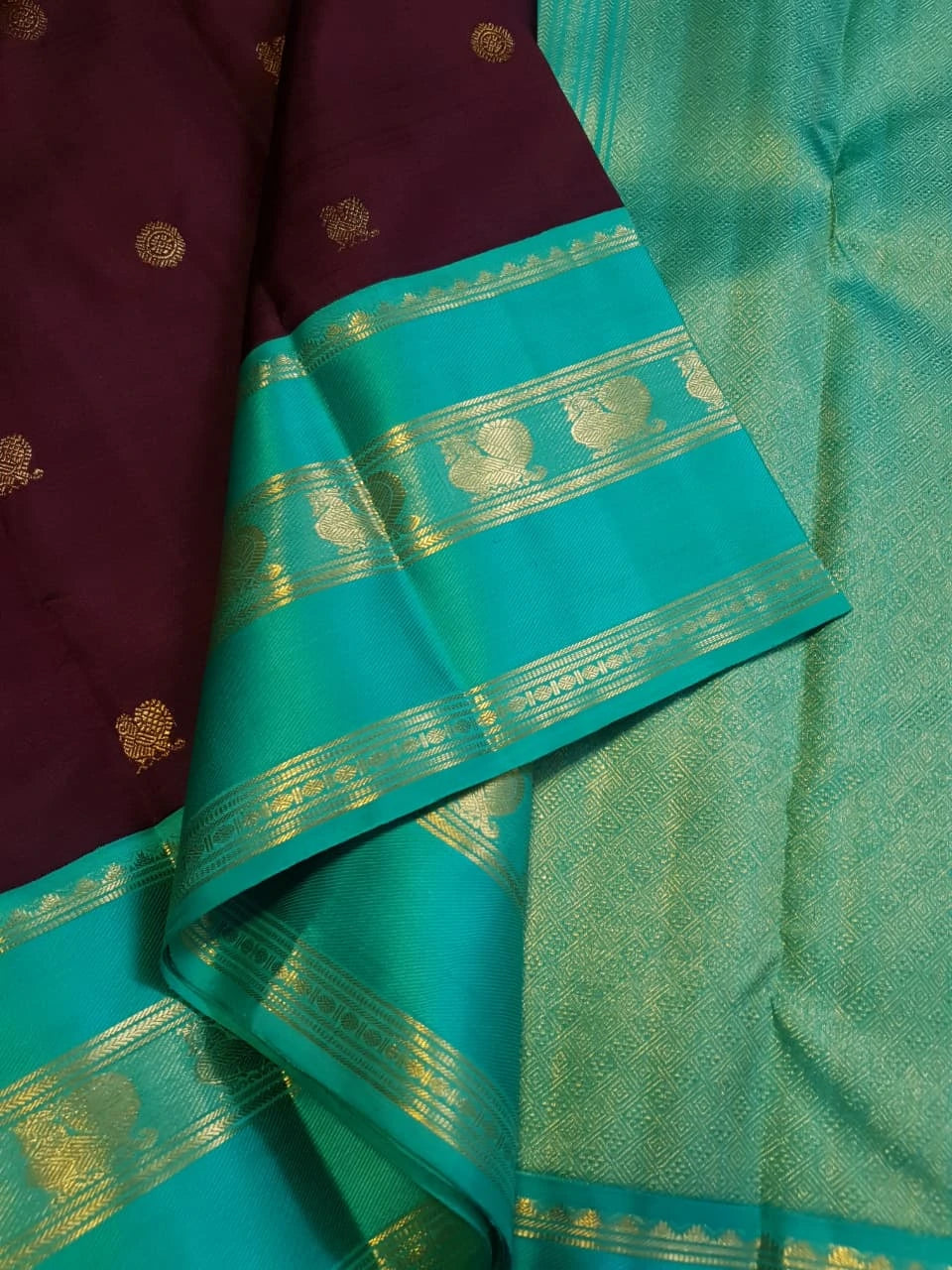 2G Pure Korvai Kanjivaram Silk Saree in Deep Wine with Turquoise Green & Gold Zari Border and Traditional Butta Weave | Silkmark Certified