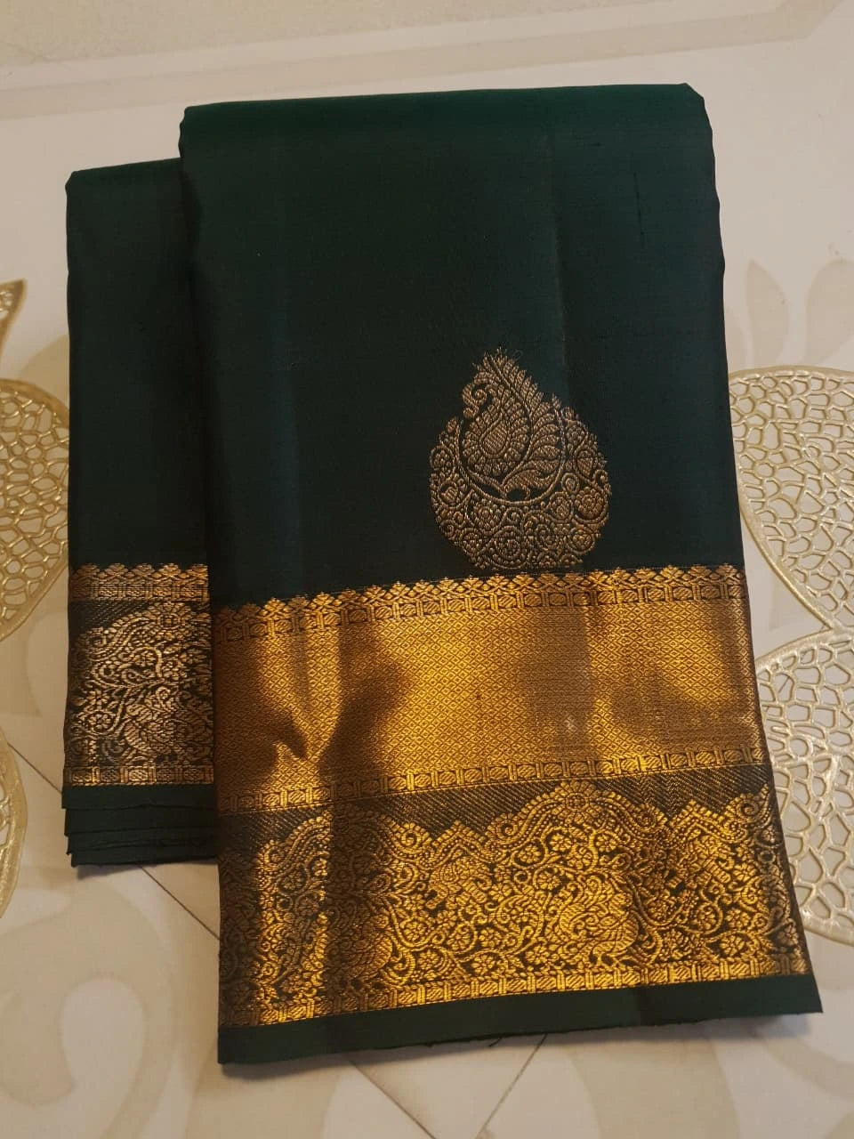 2Gram Pure Kanjivaram Silk Saree - Dark Green Silkmark Certified