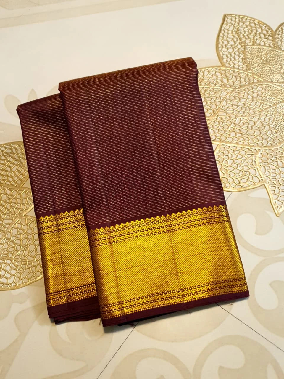 2G Pure Kanjivaram Silk Saree in Rich Chocolate Brown with Traditional Gold Zari Border and Elegant Zari Pallu | Silkmark Certified