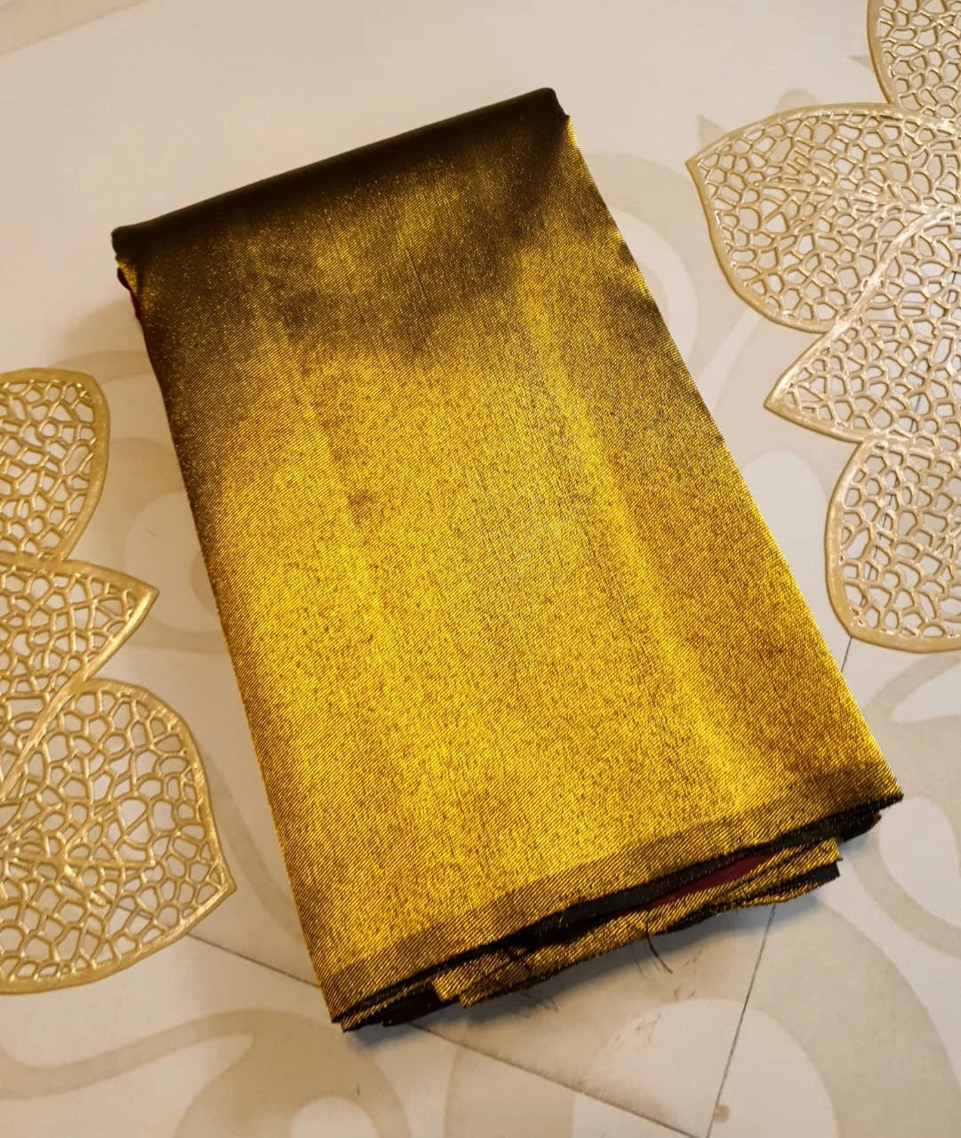 8 Kol Pure Kanjivaram Silk Saree in Deep Maroon with Rich Gold Zari Pallu and Traditional Korvai Triangle Border | Silkmark Certified
