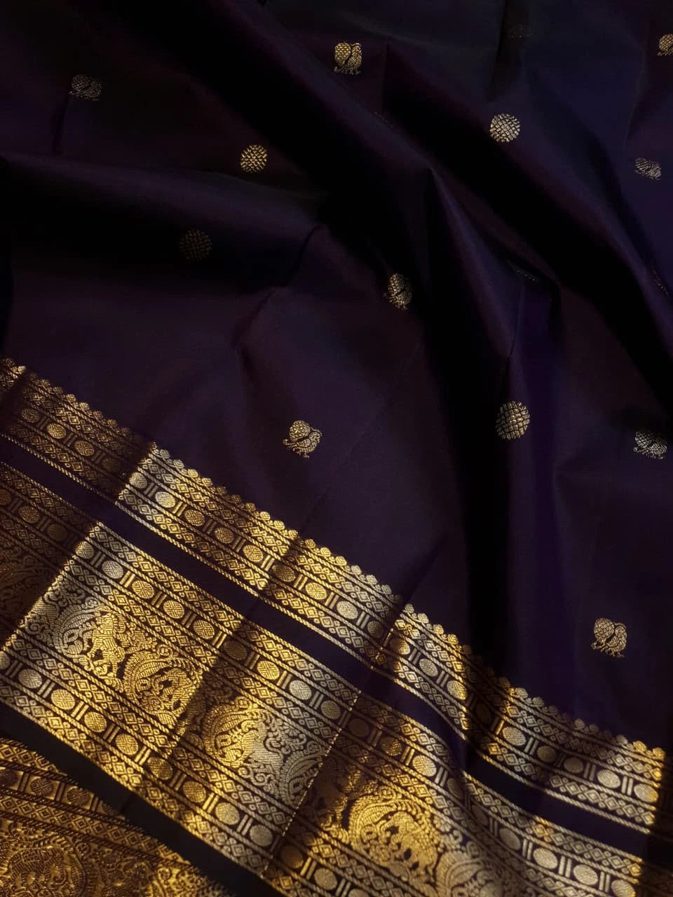 2G Pure Kanjivaram Silk Saree in Deep Purple with Gold Zari Peacock Buttas and Rich Traditional Zari Border | Silkmark Certified