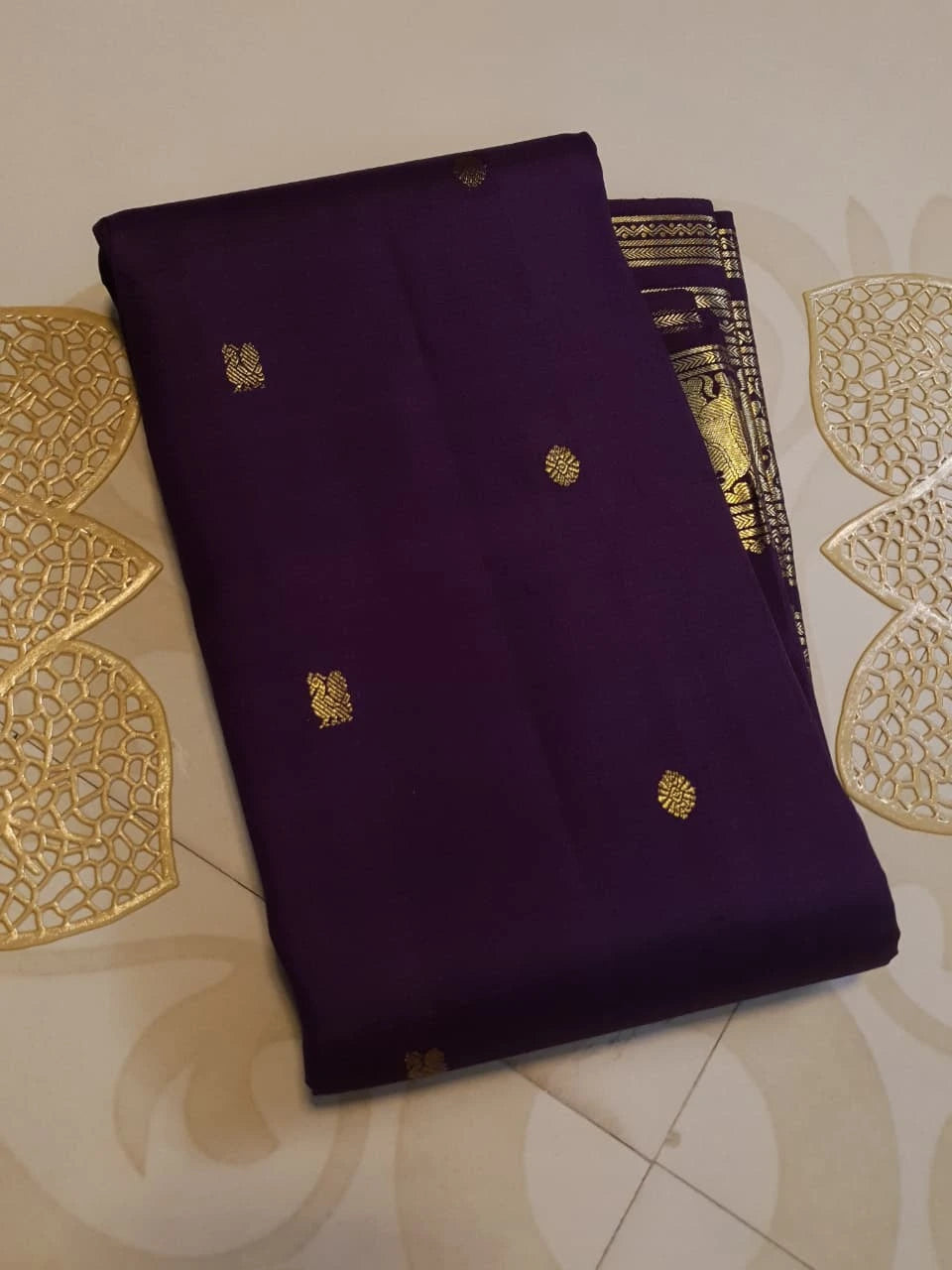 2G Pure Kanjivaram Silk Saree in Deep Purple with Rich Gold Zari Elephant Border and Traditional Buttas | Silkmark Certified