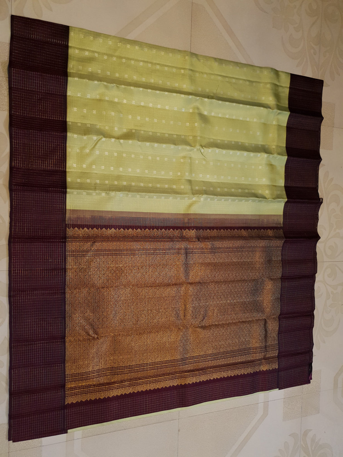 2G Pure Kanjivaram Silk Saree in Pastel Green with Contrast Wine Purple Border & Silver Zari Buttas | Silkmark Certified