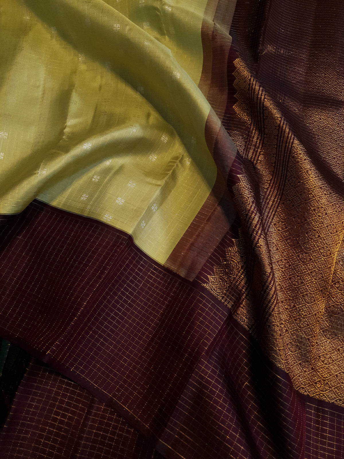 2G Pure Kanjivaram Silk Saree in Pastel Green with Contrast Wine Purple Border & Silver Zari Buttas | Silkmark Certified