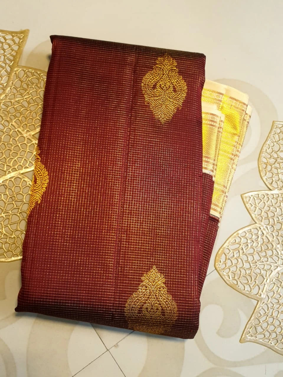 2G Pure Kanjivaram Silk Saree in Rich Maroon with Gold Zari Buttas & Broad Traditional Zari Border | Silkmark Certified