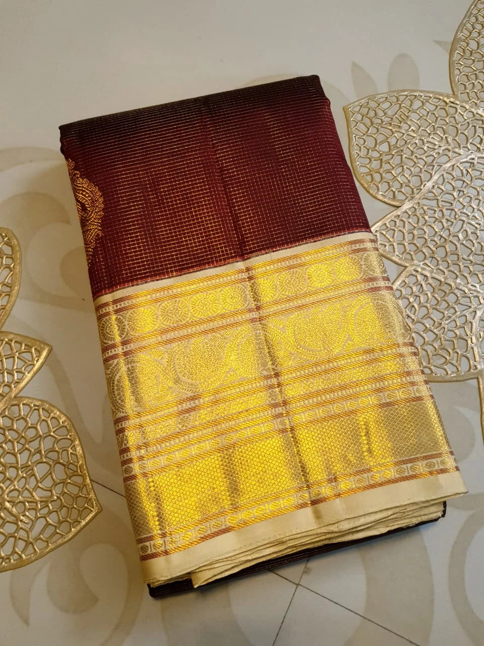 2G Pure Kanjivaram Silk Saree in Rich Maroon with Gold Zari Buttas & Broad Traditional Zari Border | Silkmark Certified