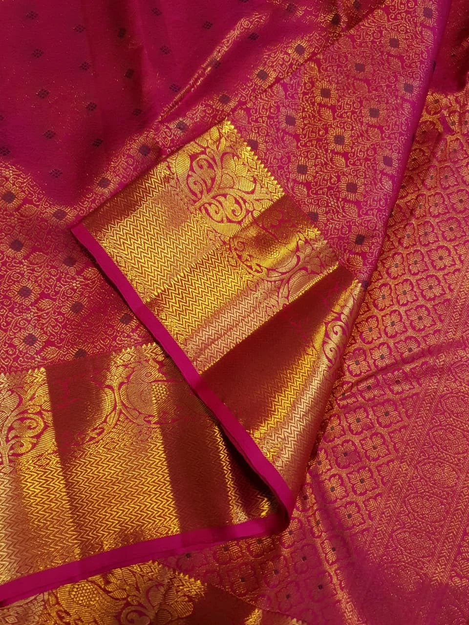 2G Pure Kanjivaram Silk Saree in Rani Pink with Rich Gold Zari Brocade & Traditional Floral Pallu | Silkmark Certified