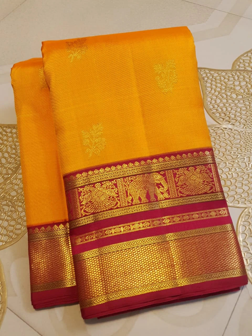2G Pure Kanjivaram Silk Saree in Mango Yellow with Floral Buttas & Maroon Elephant Zari Border | SILKMARK Certified