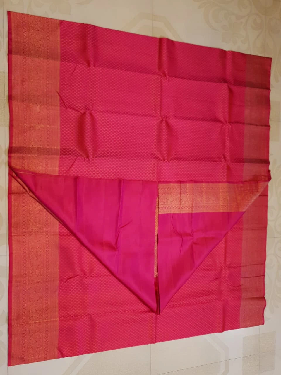 2G Pure Kanjivaram Silk Saree in Rich Rani Pink with Fine Gold Zari Buttas & Traditional Zari Border | Silkmark Certified