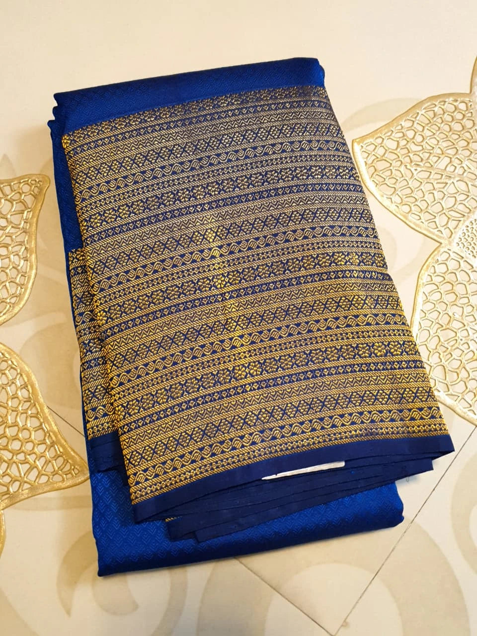 2G Pure Kanjivaram Silk Saree in Royal Blue with Fine Zari Checks & Rich Traditional Zari Border | Silkmark Certified
