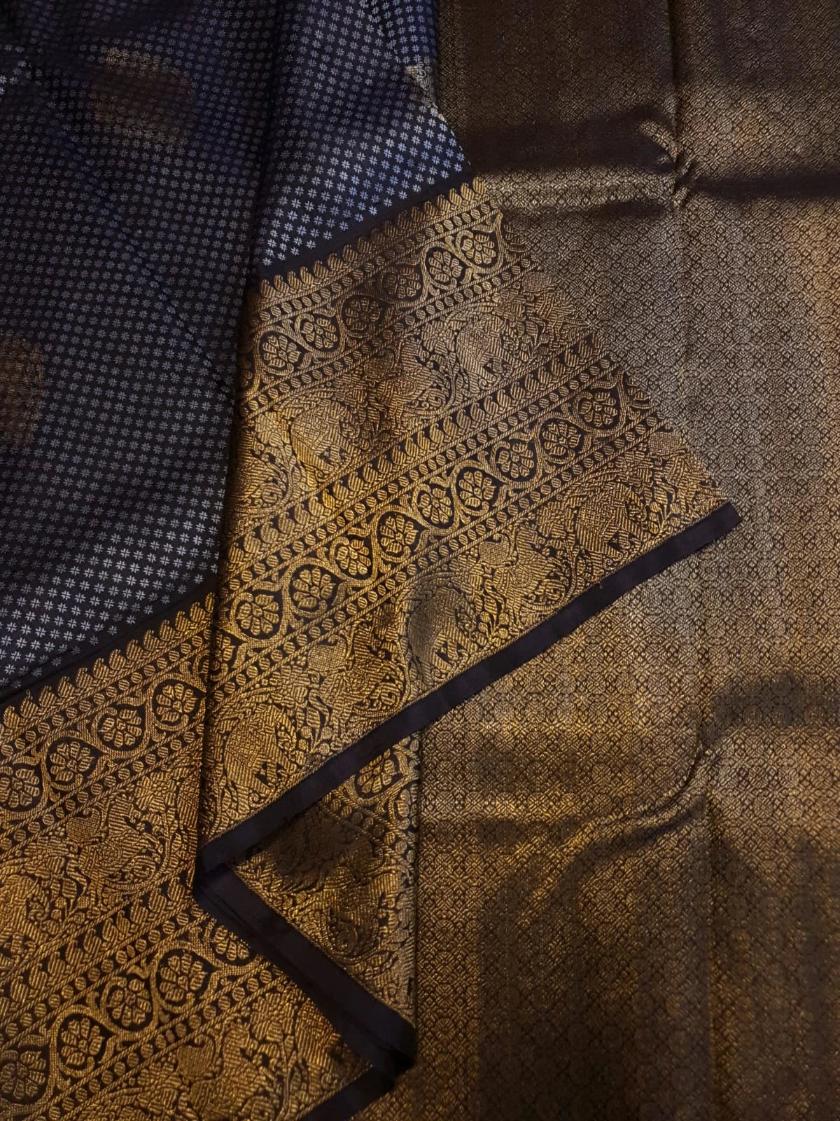 2G Pure Kanjivaram Silk Saree in Midnight Blue with Black & Rich Gold Zari Elephant Border and Traditional Buttas | Silkmark Certified