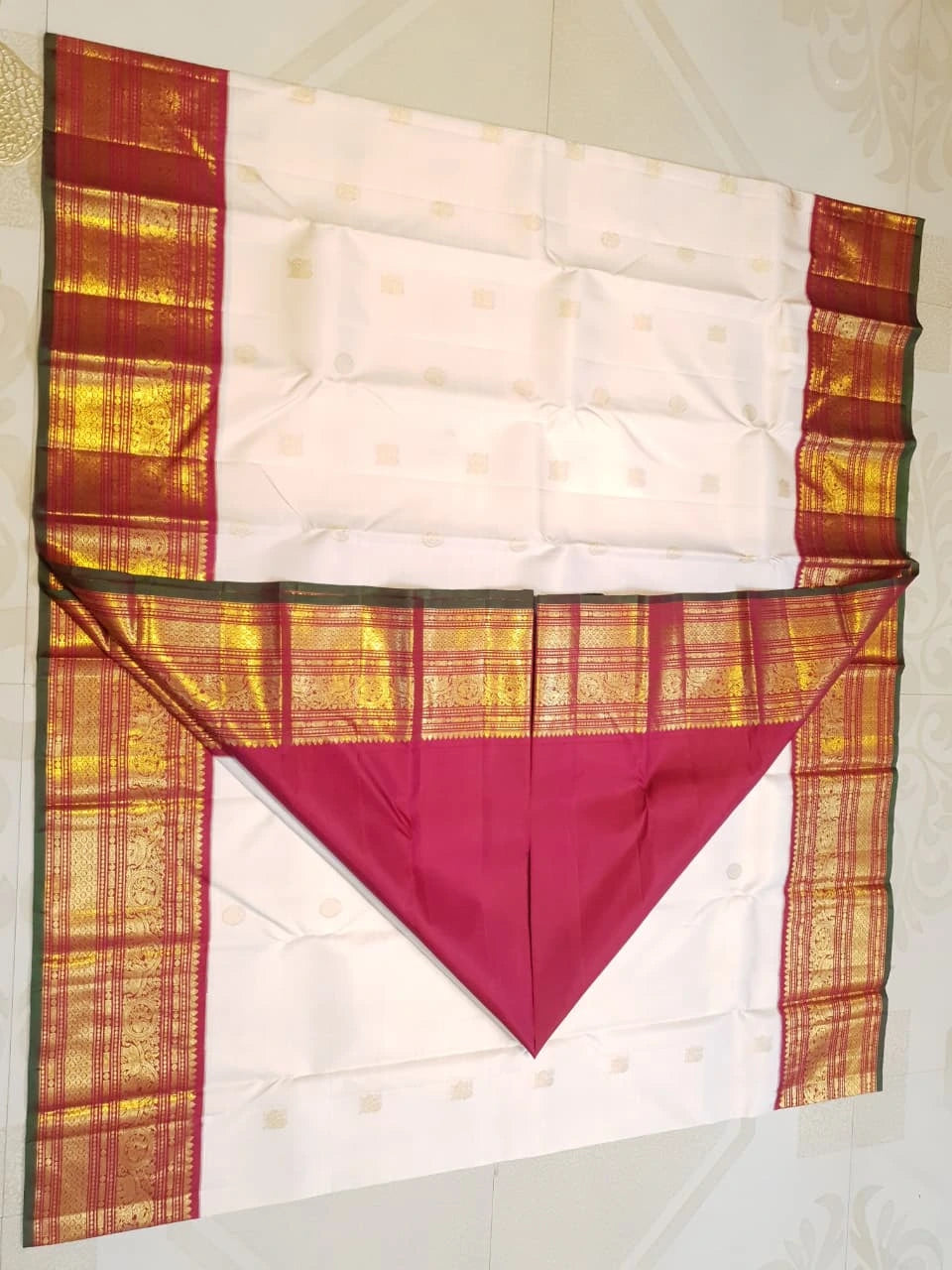 2G Pure Korvai Kanjivaram Silk Saree in Off White with Maroon Border | Silkmark Certified