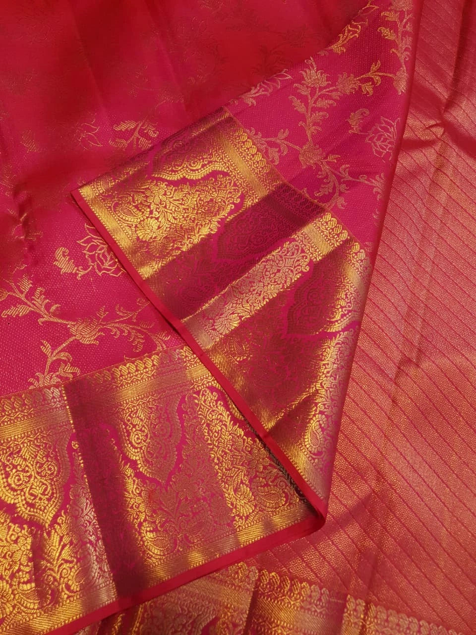 2G Pure Kanjivaram Silk Saree Pink With Gold Floral Design - Silkmark Certified