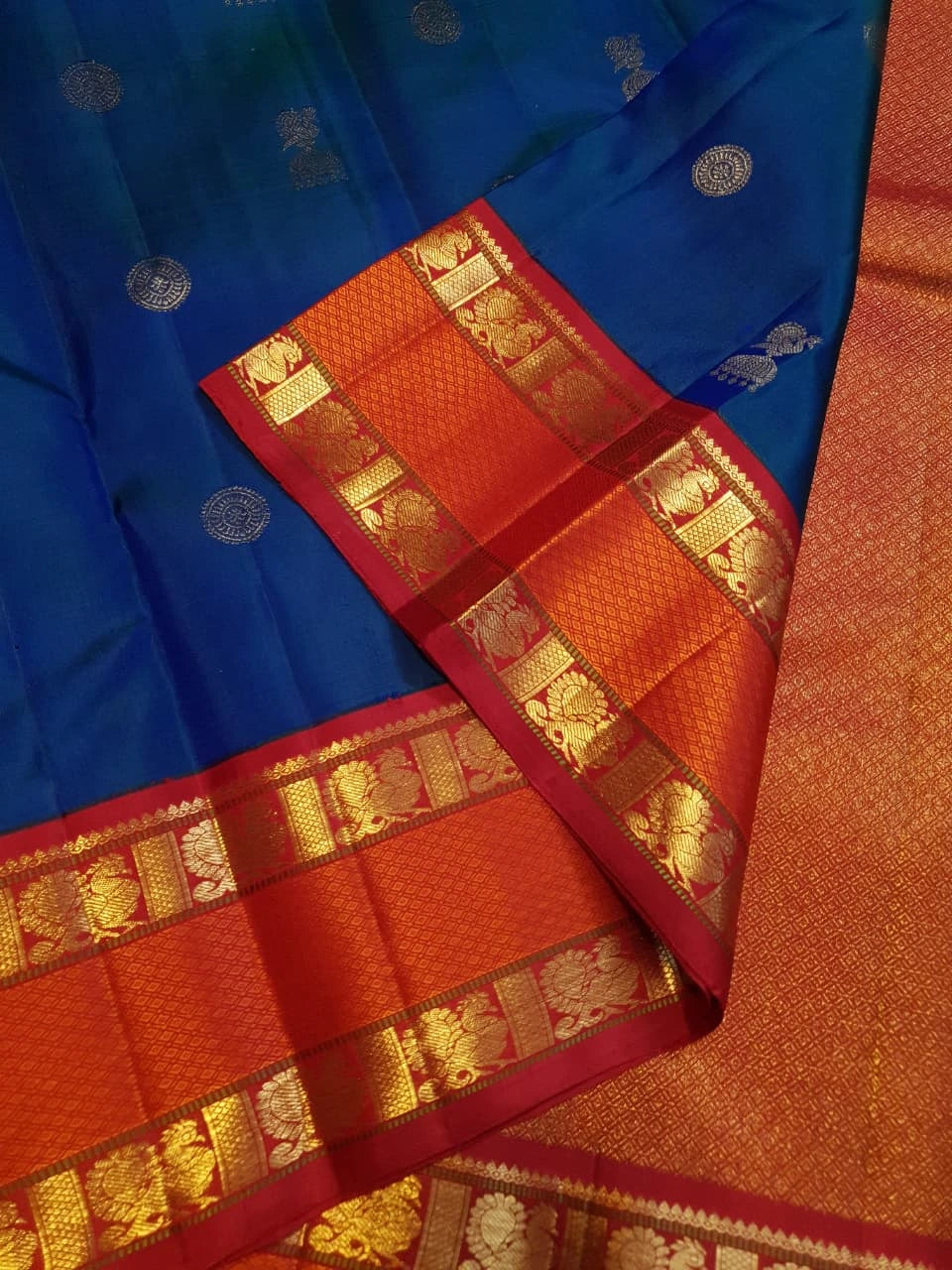 2G Pure Korvai Kanjivaram Silk Saree Peacock Blue with Rich Red and Gold Zari Border| Silkmark Certified