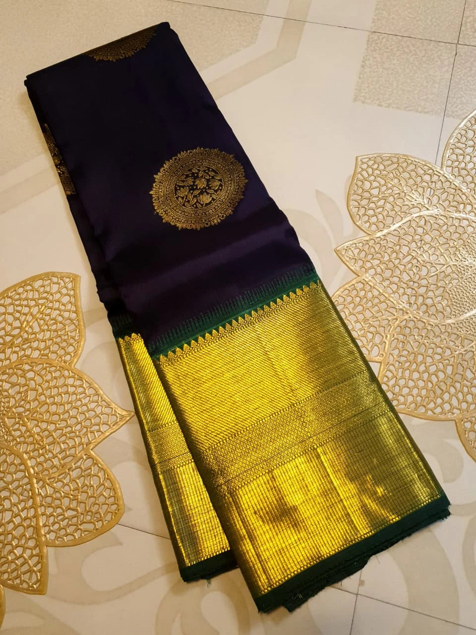 2G Pure Kanjivaram Silk Saree in Dark Purple with Gold and Dark Green | Silk Mark Certified
