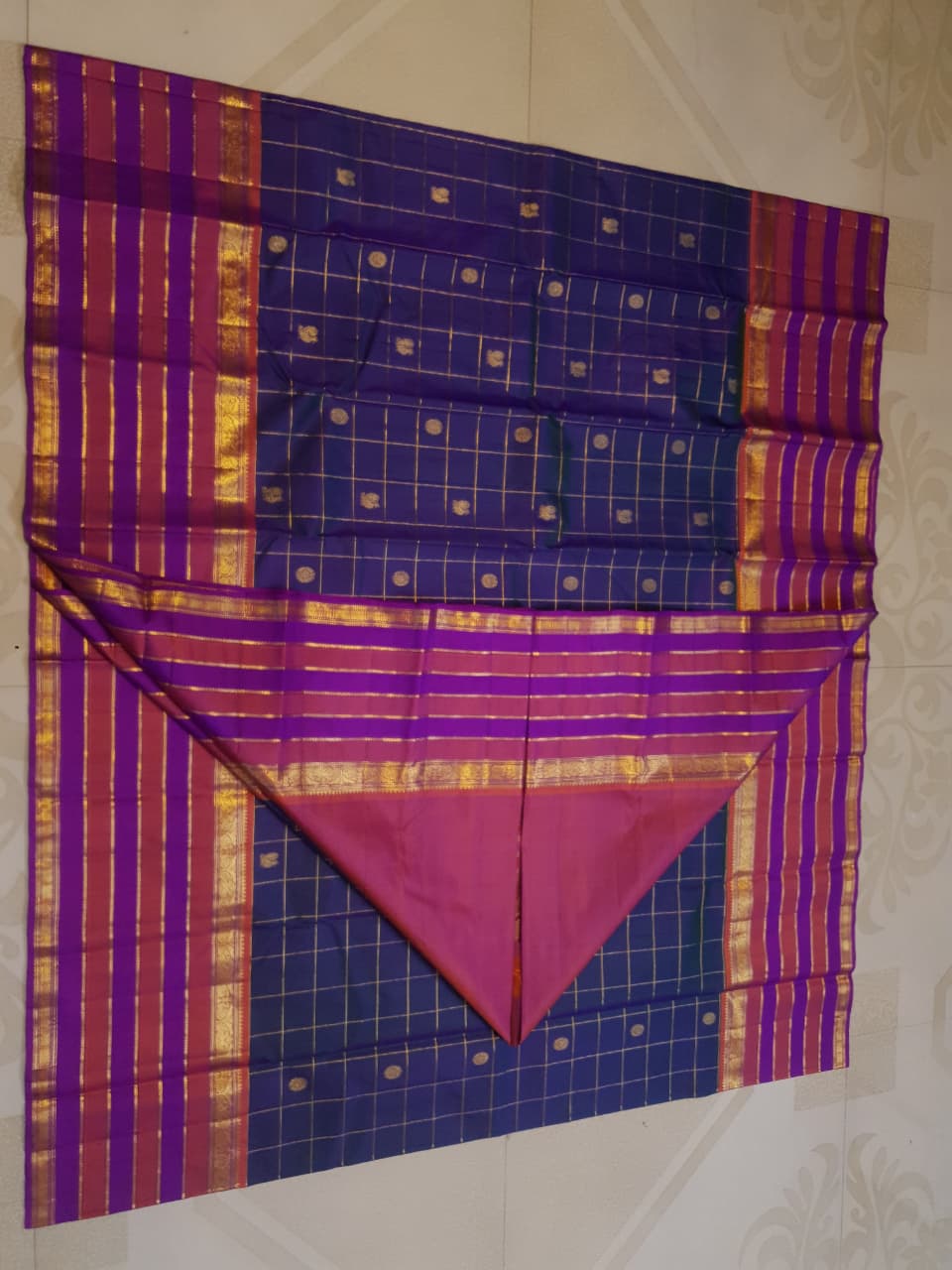 2G Pure Kanjivaram Silk Saree in Navy Blue with Magenta | Silk Mark Certified