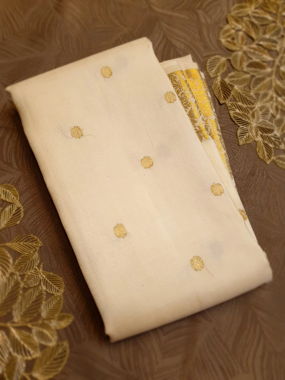 2G Pure Kanjivaram Silk Saree – Off White with Gold Zari | Silkmark Certified
