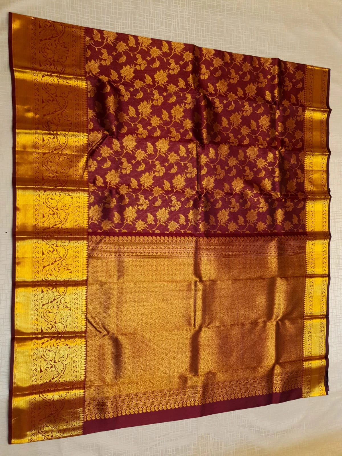 2G Pure Kanjivaram Silk Saree in Maroon with Gold Floral Design | Silkmark Certified