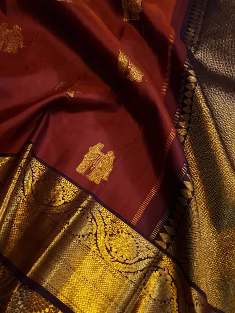 2G Pure Kanjivaram Silk Saree in rustic Brown and Gold Zari Border | Silkmark Certified