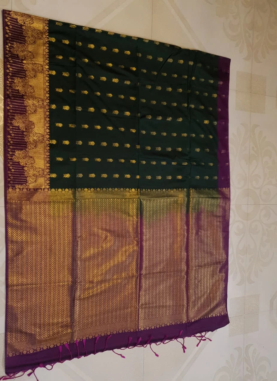 Slubby Soft Semi Silk Saree - Dark Green