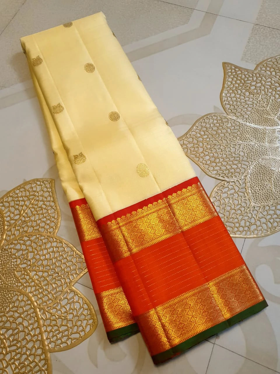 2G Pure Korvai Kanjivaram Silk Saree in Off White with Orange | Silkmark Certified
