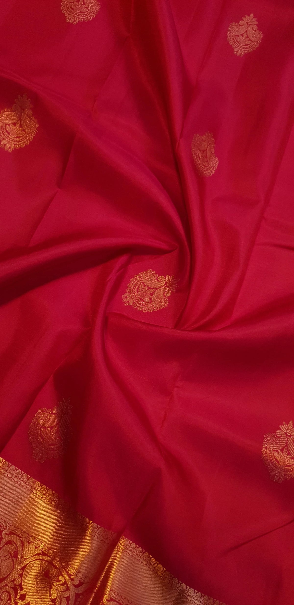 2Gram Pure Kanjivaram Silk Saree - Red | Silkmark Certified
