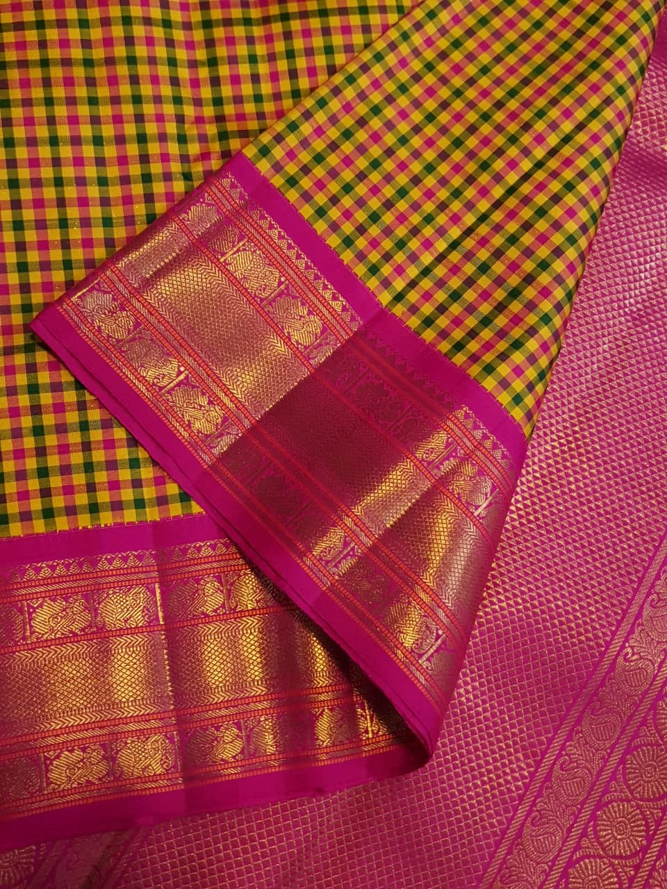 3G Korvai Pure Kanjivaram Silk Saree in Paalum Pazham Checks with Rich Zari Pallu & Blouse | Silkmark Certified