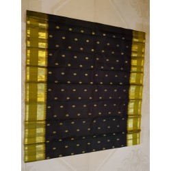 2Gram Knjivaram Pure Silk - Black Colour Gold Barder
