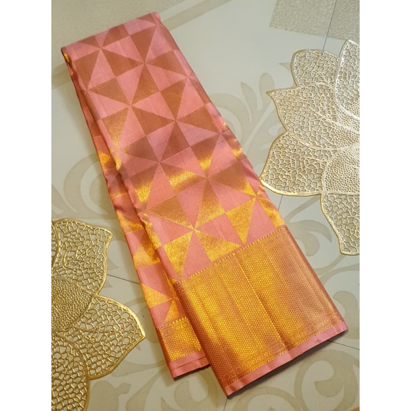 2G Pure Kanjivaram Silk Saree – Peach Pink with Rich Gold Zari Border