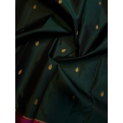 2G Pure Kanjivaram Silk Saree – Bottle Green & Rani Pink with Gold Zari Border