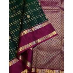 2G Kanjivaram Pure Silk Saree Green and Magenta with Gold Zari Border | Prahla Silks