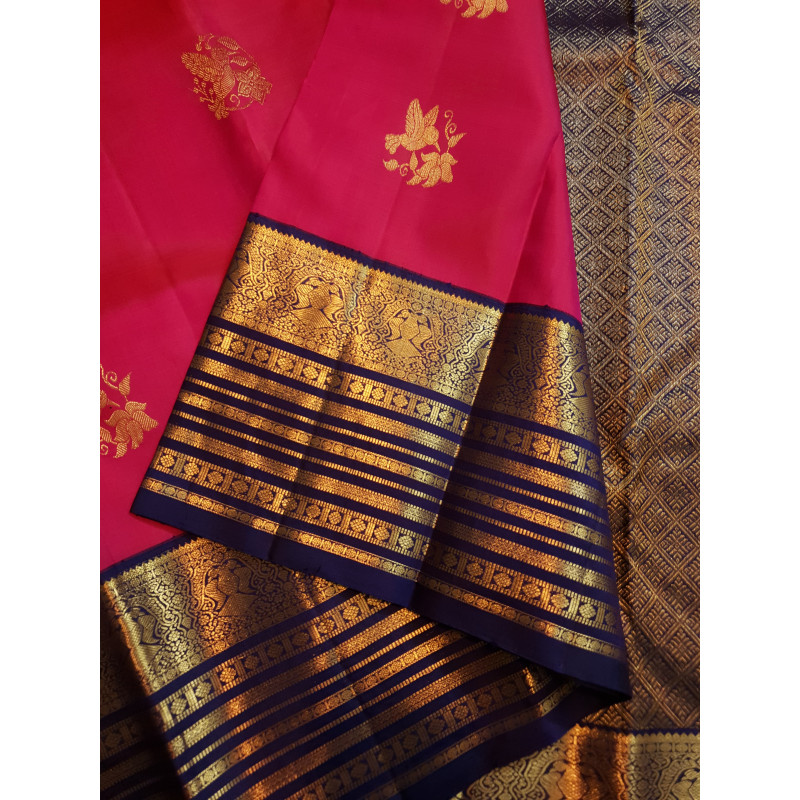 Pink Handwoven kanchipuram Korvai Silk Saree With Paisley Motifs &  Turquoise Border