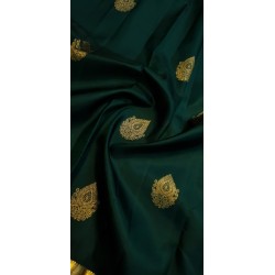 2G Pure Kanjivaram Silk Saree in Green with Gold Zari | Prahla Silks