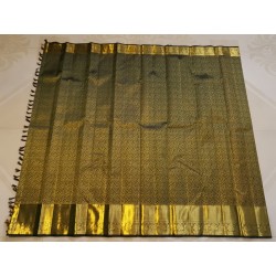 2G Pure Kanjivaram Silk Saree Dark Bottle Green with Gold Zari Floral Weaving & Peacock Border | Prahla Silks