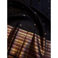 2G Pure Kanjivaram Silk Saree Black with Gold Zari Small Peacock Butta & Rich Traditional Border | Prahla Silks