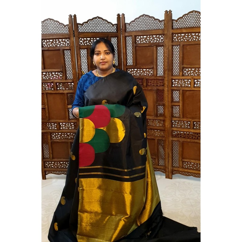 2G Pure Kanjivaram Silk Saree Black with Multicolour Scalloped Border & Gold Zari Mango Buttas  | Prahla Silks