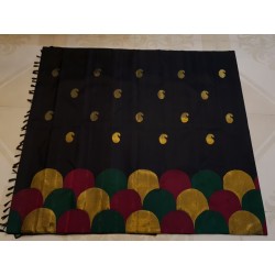 2G Pure Kanjivaram Silk Saree Black with Multicolour Scalloped Border & Gold Zari Mango Buttas  | Prahla Silks