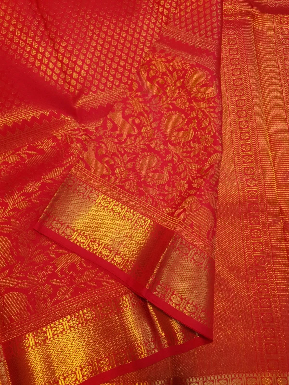 2G Pure Bridal Kanjivaram Silk Saree with chilli Red | Silkmark Certified