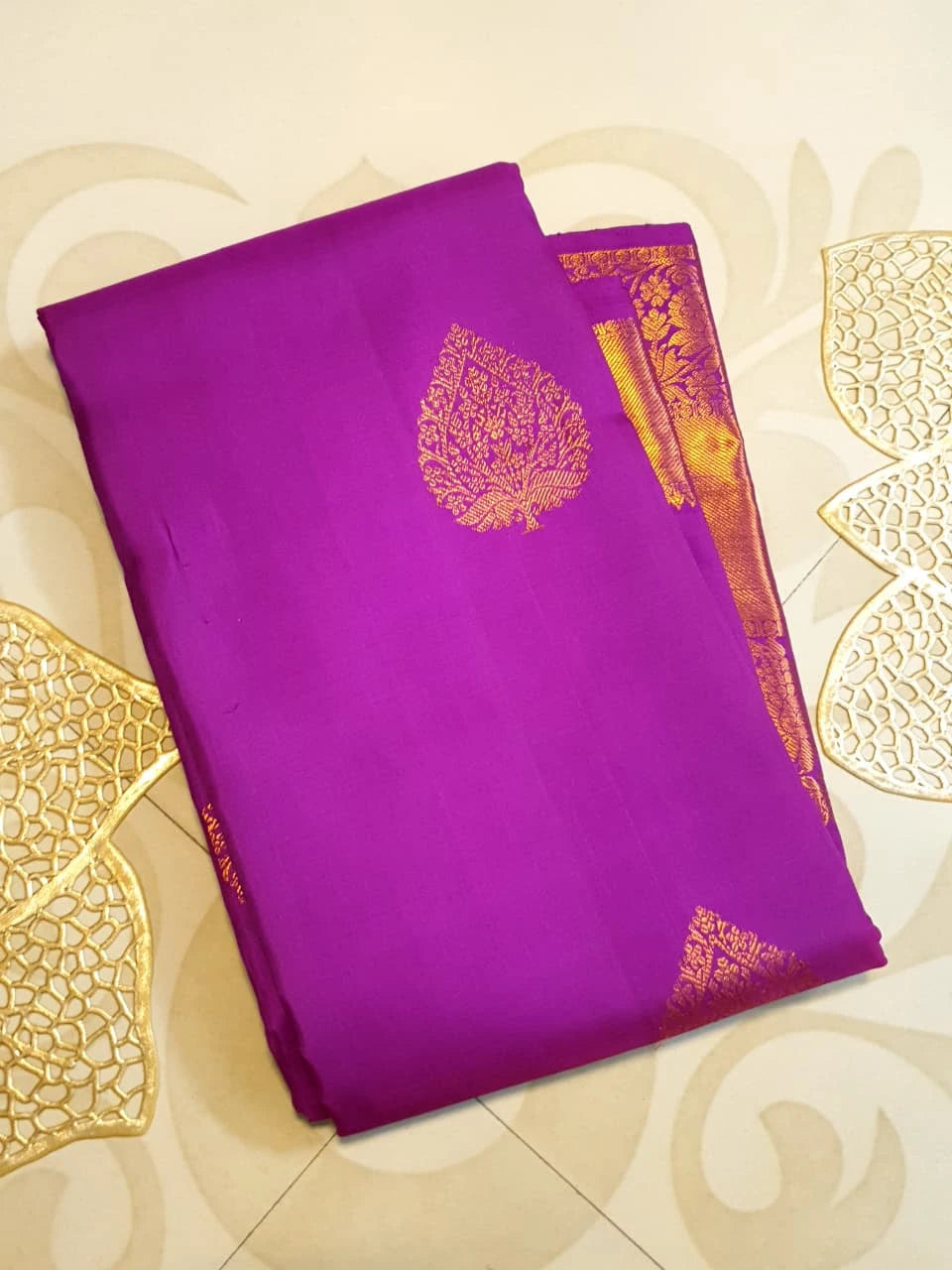 2Gram Pure Kanjivaram Silk Saree - Majenta  | Silkmark Certified