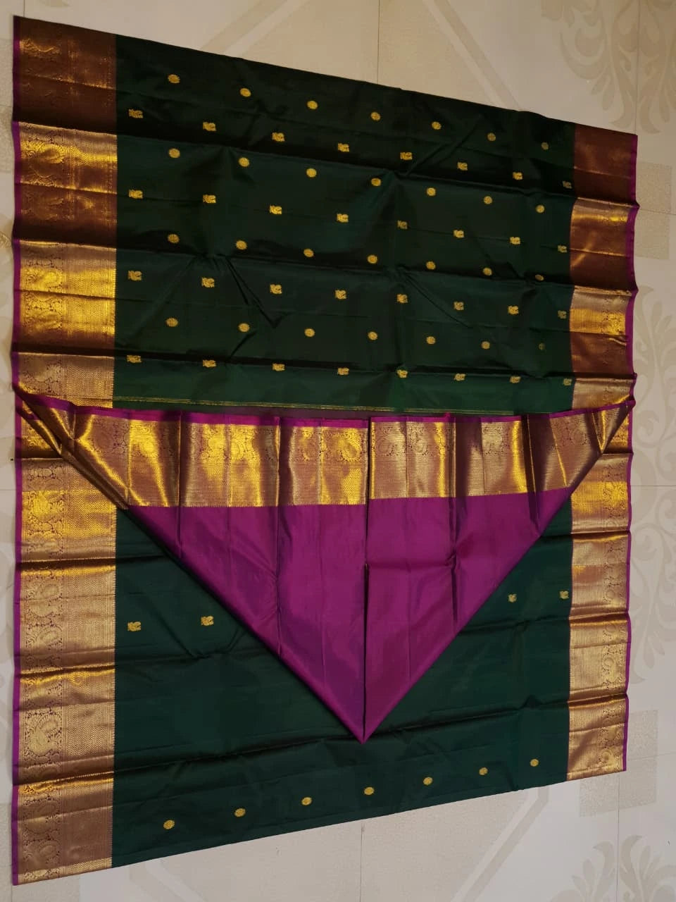 2G Pure Korvai Kanjivaram Silk Saree in Deep Bottle Green with Antique Gold Zari Peacock Border | Silkmark Certified