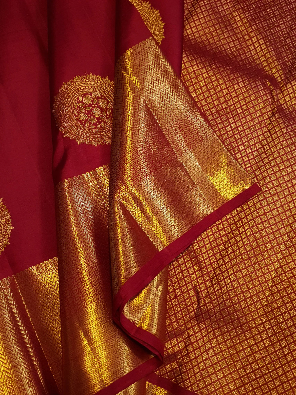 2G Pure Kanjivaram Silk Saree in Deep Red with Rich Gold Zari Circular Floral Butta & Broad Geometric Zari Border | Silkmark Certified