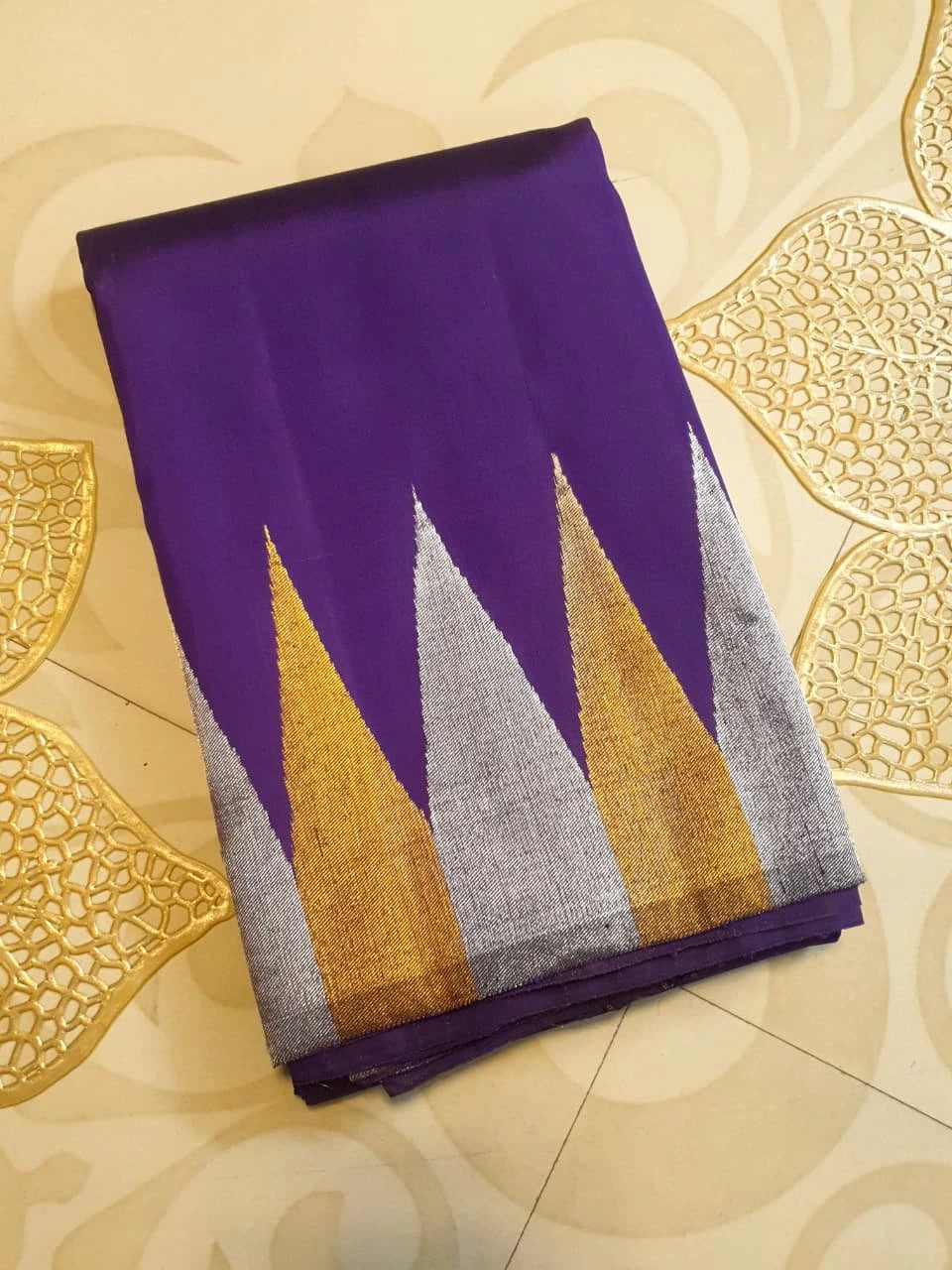 2G Deep Purple Kanjivaram Silk Saree with Gold and Silver Triangle Zari Border | Silkmark Certified