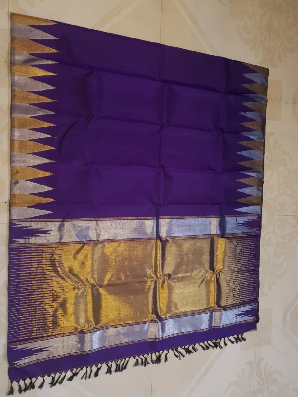 2G Deep Purple Kanjivaram Silk Saree with Gold and Silver Triangle Zari Border | Silkmark Certified