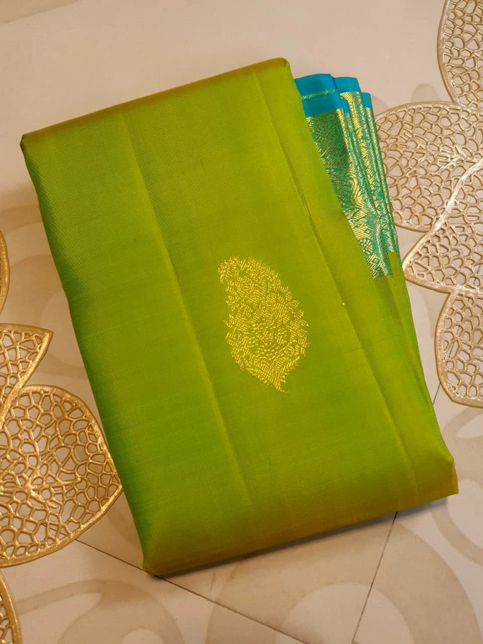 2G Pure  Lime Green Korvai  Kanjivaram Silk Saree with Blue Zari Border | Silkmark Certified