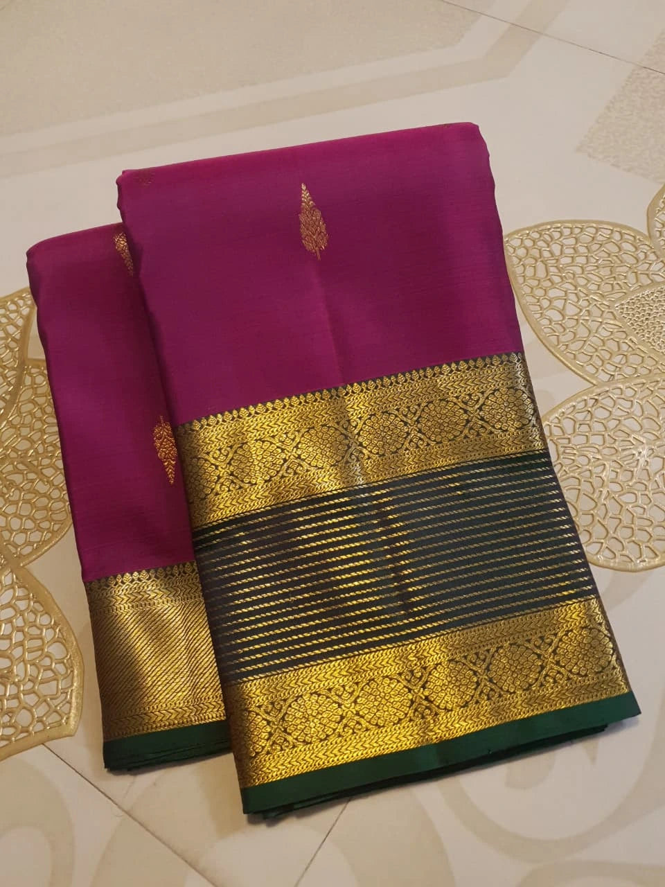 2G Pure Kanjivaram Silk Saree in Rich Magenta with Green Border & Traditional Gold Zari Butta | Silkmark Certified